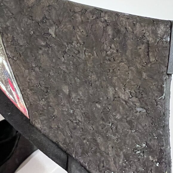 Gucci by Tom Ford Cork Wedge Black Suede Silver Logo Heels Sz 8 - Picture 16 of 16